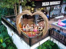 Mad Monkey Vang Vieng