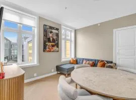 Urban Elegant Apartment