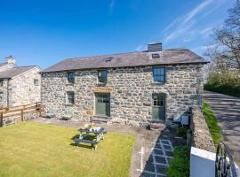 Felinddwr, Hotel in Chwilog