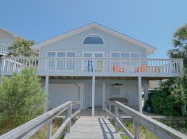 Ship Faced by Carolina Beach Realty, hotel in Carolina Beach