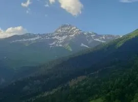 HOTEL kichkholdash
