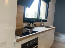 Sur côte en Dombes, villa in Villette-sur-ain