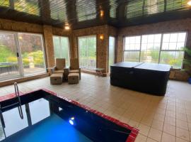 Winterwood, hotel with hot tubs in Listowel