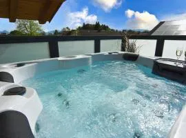 "Penthouse Suite" mit Whirlpool Romantik und Privatsphäre