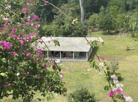Los Atardeceres, Hotel in Manaure