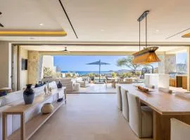 Solesta 4BR Villa and Luxury Casita by The Agency Baja