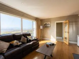 Inch by the Sea - Sea Views