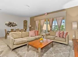 Private Pool at Solterra 4BR Townhome SR4678