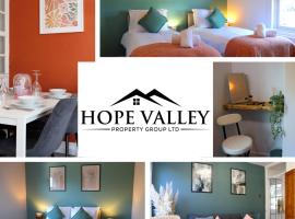 Hope Cottage In Slough With Parking, hotel in Slough