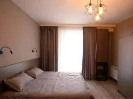 Crystal Loft B