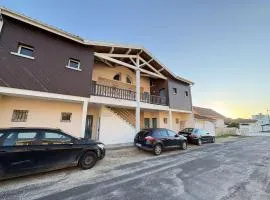 Appartement cosy avec terrasse pour 4 personnes à Biscarrosse Plage - FR-1-831-4