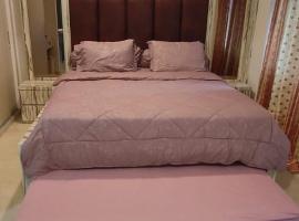 Apartemen Podomoro Deli Medan 42m2 dengan 2 bed kingsize muat 4 orang dewasa, apartmán v destinaci Medan