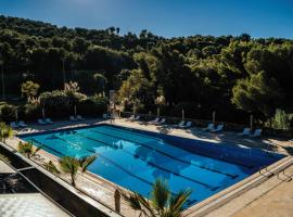 SPORTING PINAMARE, Hotel in Marina dʼAndora