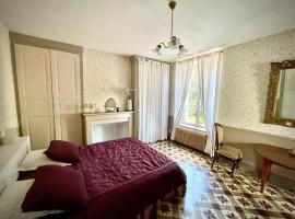 Relais Golf et Champagne, hotel with hot tubs in Villers-Agron-Aiguizy