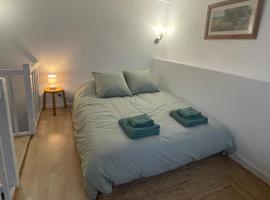 Appartement Saint Jaques, hotel in Aubeterre-sur-Dronne