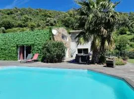 PRAMOUSQUIER VILLA LOFT DE CHARME 2 PISCINES interieure et exterieure