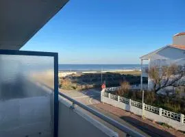Apparemment à 50 mètres de la mer