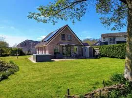 Komfortables Ferienhaus mit Garten, Weitblick und Whirlpool