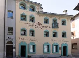 Café Quinson Relais de Charme