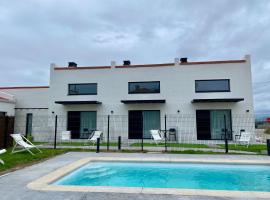 La Santillana Luxury Apartments, hotel dengan kolam renang di Santillana del Mar