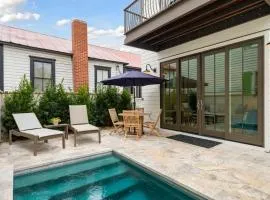 The Cavalla- private pool & roof top deck