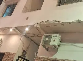 Lakshman Guest House Varanasi