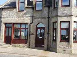 Tighnabruaich Annex, hotel in Lossiemouth