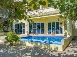 Beachfront Villa Pool Sleeps 7 Grand Lounge