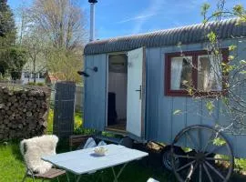 Bei uns im Allgäu - Gästewagen Hoimelig mit Solardusche