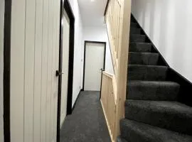 Cardiff Central Home Sleeps 11