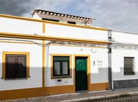 Casa da Muralha