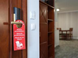 SAMAL Hotel, hotel in Aksay
