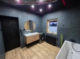 Apartament PREMIUM z ruską banią, kominkiem i oranżerią w centrum