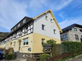 SIM01 Renovierte Monteurs- und Ferienwohnung in Simmerath