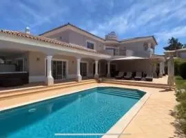 The Beverly Vilamoura