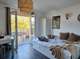 T2 Résidence Dolce & Vita C4 vue mer et piscine, ξενοδοχείο σε Propriano