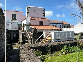 Boutique Quinta Physalis, hotel v destinaci Fenais da Luz