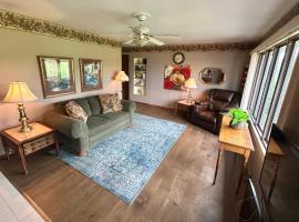 Grannys Place – hotel w mieście Marseilles