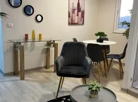 Departamento de paso al costado de panamericana 5 , parking , wifi