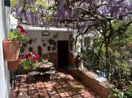 Casa Almenta - Tu hogar para desconectar en el pueblo más bonito de Málaga