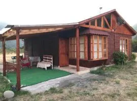 Cabaña La Soledad de Pehuenche Ruta CH115