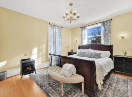 The Valley House Inn Sprague Suite, resorts de esqu&iacute; en Huntsville