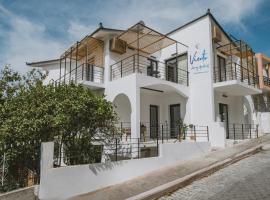 Viento Luxury Apartments, luxury hotel sa Plomari
