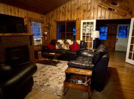 Historic Gull Lake Gem - Beach and Sunset Views, hotel v destinaci Nisswa