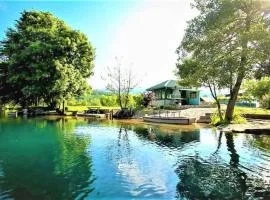 Sadrvan Home Noor