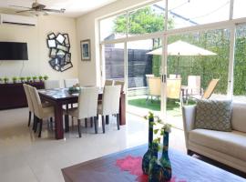 Casa Flamingos Coco, hotel in Mezcales