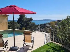 Lou Pei Magnifique vue mer Piscine chauffée 10x5m 5 ch 5sdb