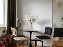 Apartment for friends & families
