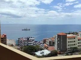 Reflejos de Mar y Luna