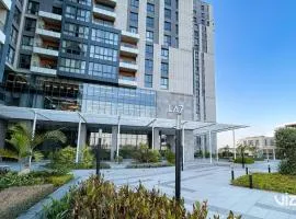 VIZIT Aeon Towers Near Mall of Arabia